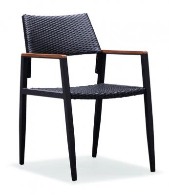 Dining chair with arms